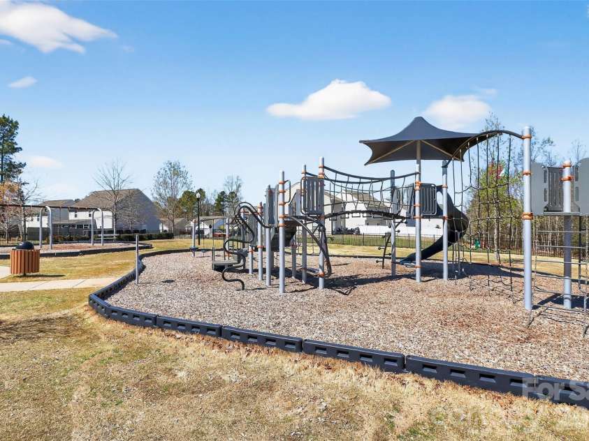 3124 Wynn Way, Charlotte, NC 28215.  MLS# CAR4356542, YatesRealty ID 11388. 