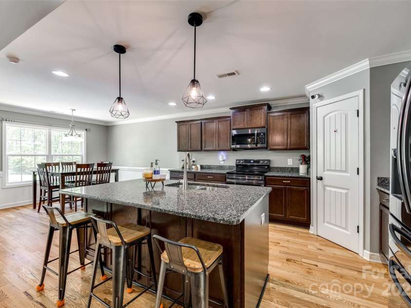 1006 Chambers Road, York, SC 29745.  MLS# CAR4249796, YatesRealty ID 11389. 