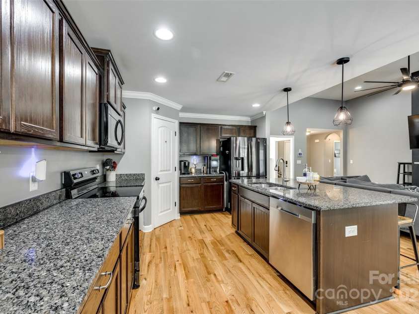 1006 Chambers Road, York, SC 29745.  MLS# CAR4249796, YatesRealty ID 11389. 