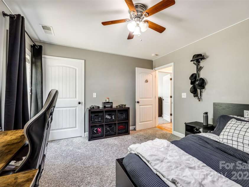 1006 Chambers Road, York, SC 29745.  MLS# CAR4249796, YatesRealty ID 11389. 