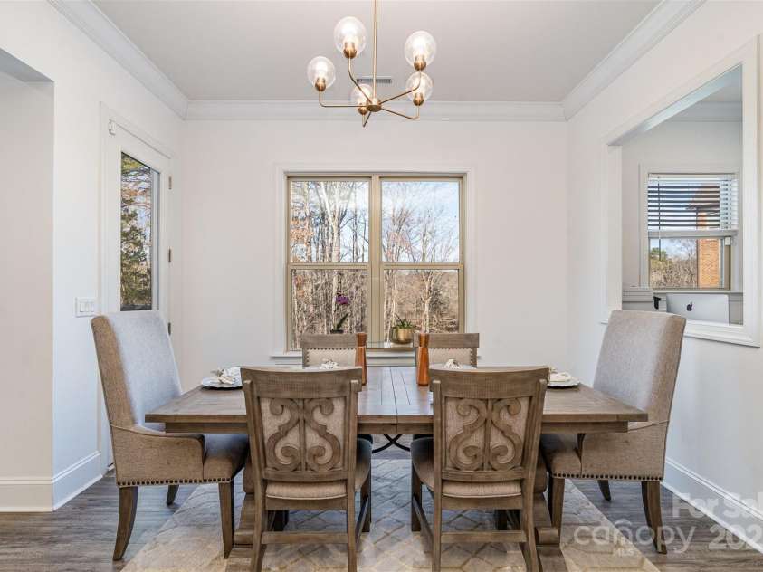 14018 Promenade Drive, Huntersville, NC 28078.  MLS# CAR4216690, YatesRealty ID 11390. Breakfast nook