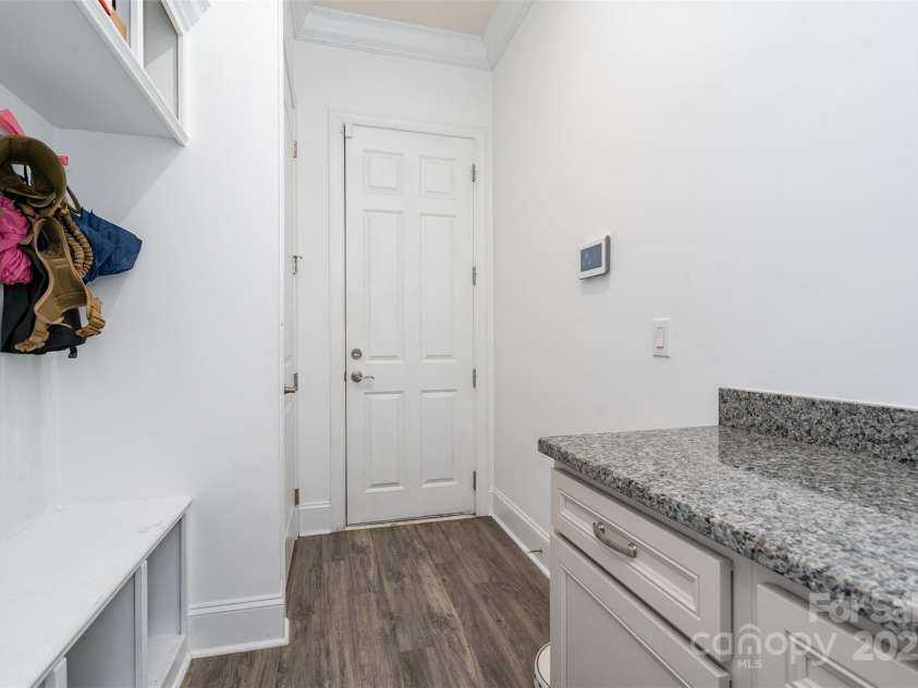 14018 Promenade Drive, Huntersville, NC 28078.  MLS# CAR4216690, YatesRealty ID 11390. Drop zone with cubbies at garage entrance