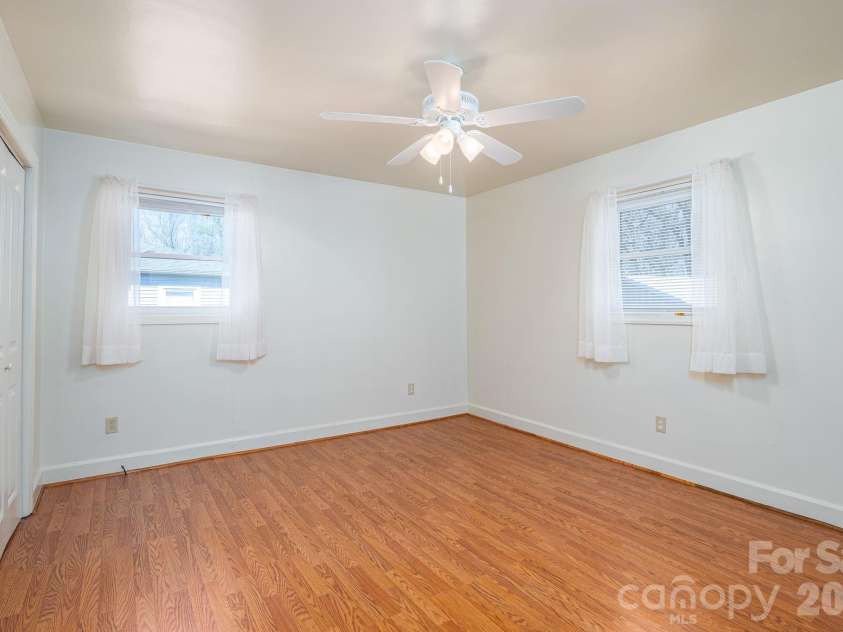 608 State Street, Lincolnton, NC 28092.  MLS# CAR4359790, YatesRealty ID 11390. 