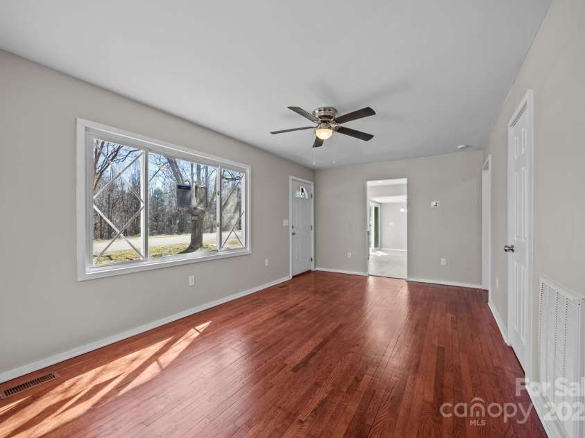 175 Kathy Street, Marion, NC 28752.  MLS# CAR4230651, YatesRealty ID 11391. 