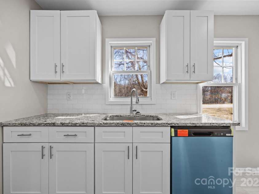 175 Kathy Street, Marion, NC 28752.  MLS# CAR4230651, YatesRealty ID 11391. 