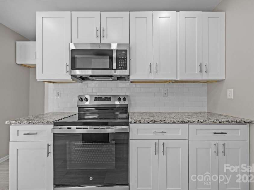 175 Kathy Street, Marion, NC 28752.  MLS# CAR4230651, YatesRealty ID 11391. 