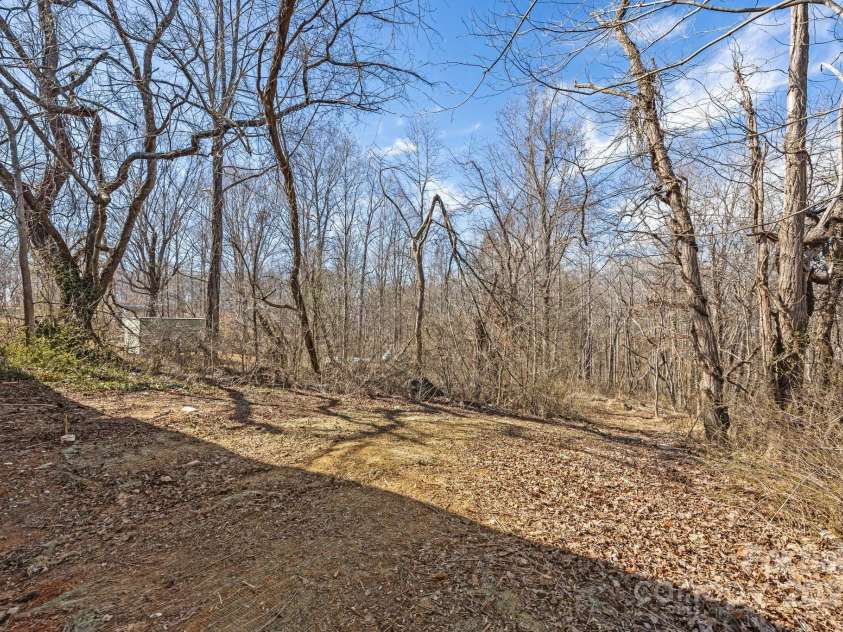 175 Kathy Street, Marion, NC 28752.  MLS# CAR4230651, YatesRealty ID 11391. 