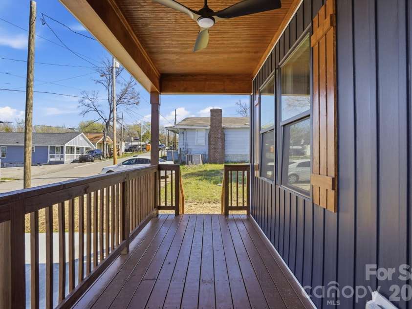289 hilltop Avenue, Concord, NC 28025.  MLS# CAR4355325, YatesRealty ID 11391. 