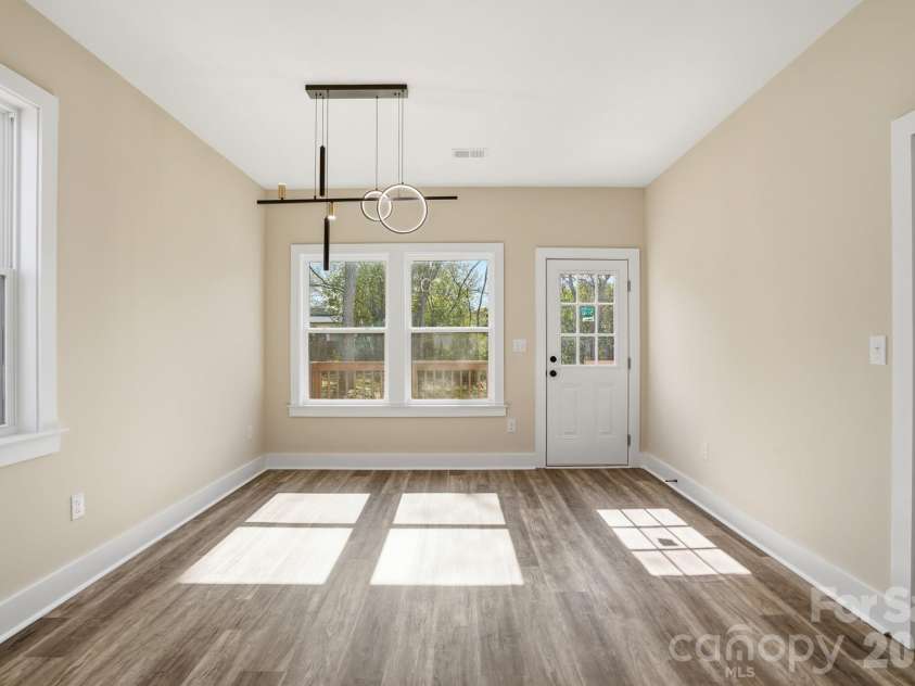 289 hilltop Avenue, Concord, NC 28025.  MLS# CAR4355325, YatesRealty ID 11391. 