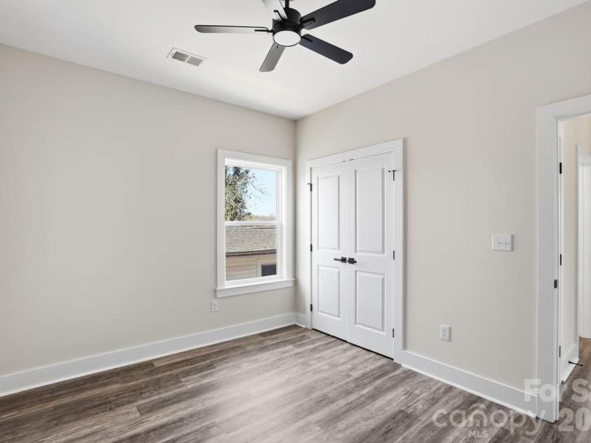 289 hilltop Avenue, Concord, NC 28025.  MLS# CAR4355325, YatesRealty ID 11391. 