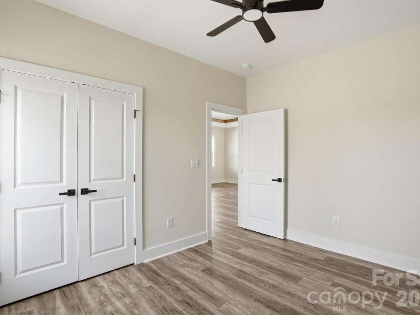 289 hilltop Avenue, Concord, NC 28025.  MLS# CAR4355325, YatesRealty ID 11391. 