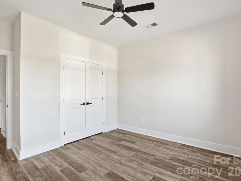 289 hilltop Avenue, Concord, NC 28025.  MLS# CAR4355325, YatesRealty ID 11391. 
