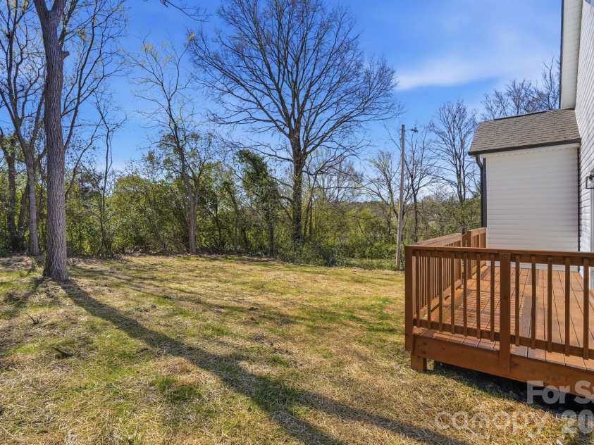 289 hilltop Avenue, Concord, NC 28025.  MLS# CAR4355325, YatesRealty ID 11391. 