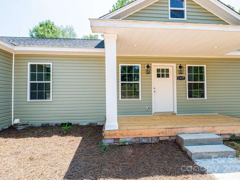 1127 Mckay Road, Newton, NC 28658.  MLS# CAR4240985, YatesRealty ID 11392. 