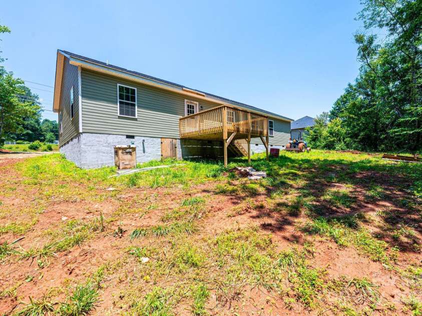 1127 Mckay Road, Newton, NC 28658.  MLS# CAR4240985, YatesRealty ID 11392. 