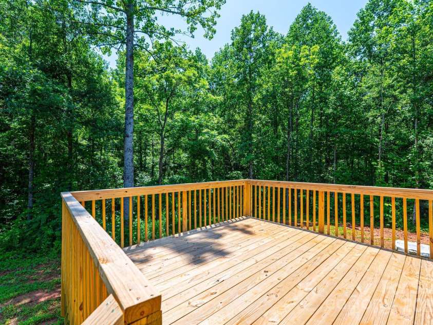1127 Mckay Road, Newton, NC 28658.  MLS# CAR4240985, YatesRealty ID 11392. 