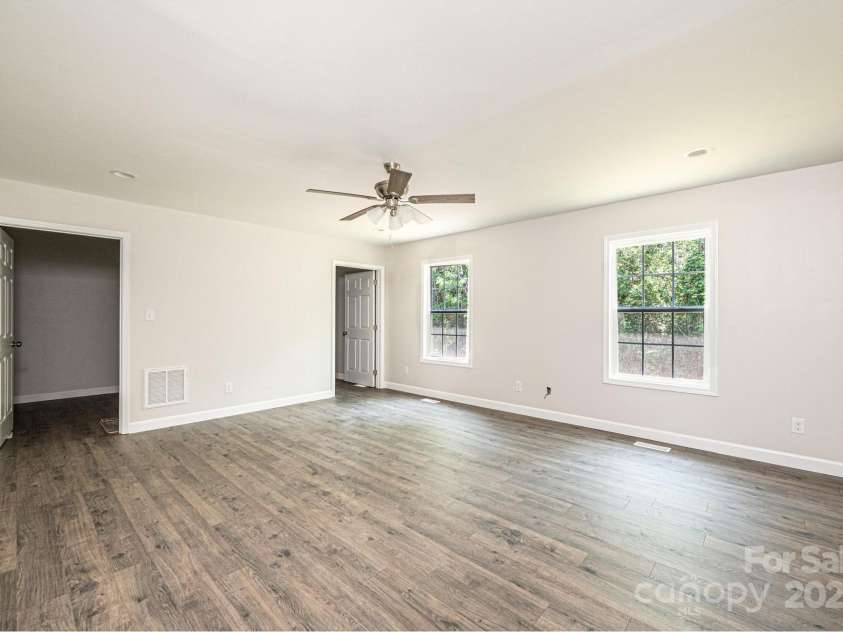 1127 Mckay Road, Newton, NC 28658.  MLS# CAR4240985, YatesRealty ID 11392. 