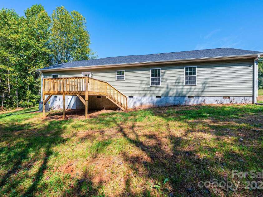 1127 Mckay Road, Newton, NC 28658.  MLS# CAR4240985, YatesRealty ID 11392. 
