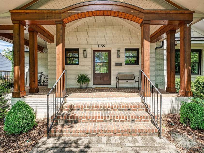 1139 Yale Place, Charlotte, NC 28209.  MLS# CAR4255614, YatesRealty ID 11393. 