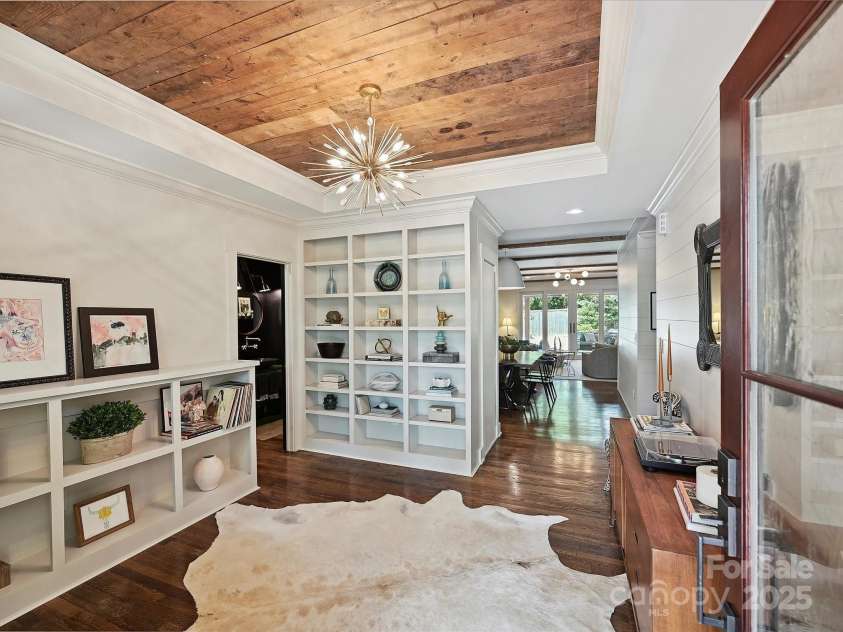 1139 Yale Place, Charlotte, NC 28209.  MLS# CAR4255614, YatesRealty ID 11393. 