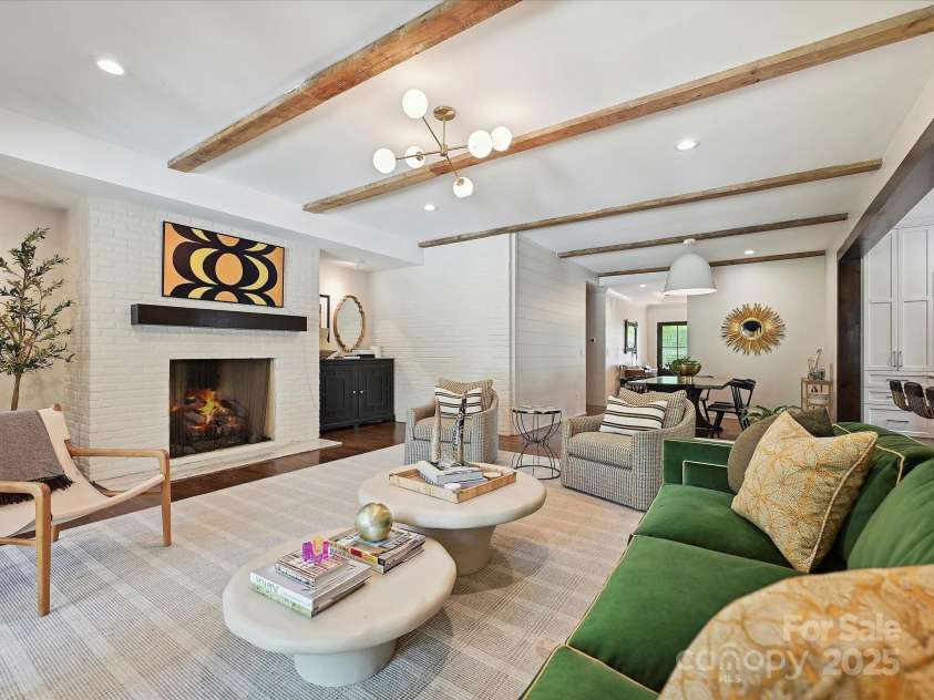 1139 Yale Place, Charlotte, NC 28209.  MLS# CAR4255614, YatesRealty ID 11393. 