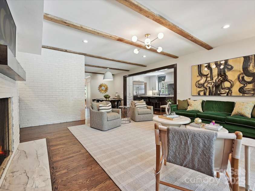 1139 Yale Place, Charlotte, NC 28209.  MLS# CAR4255614, YatesRealty ID 11393. 