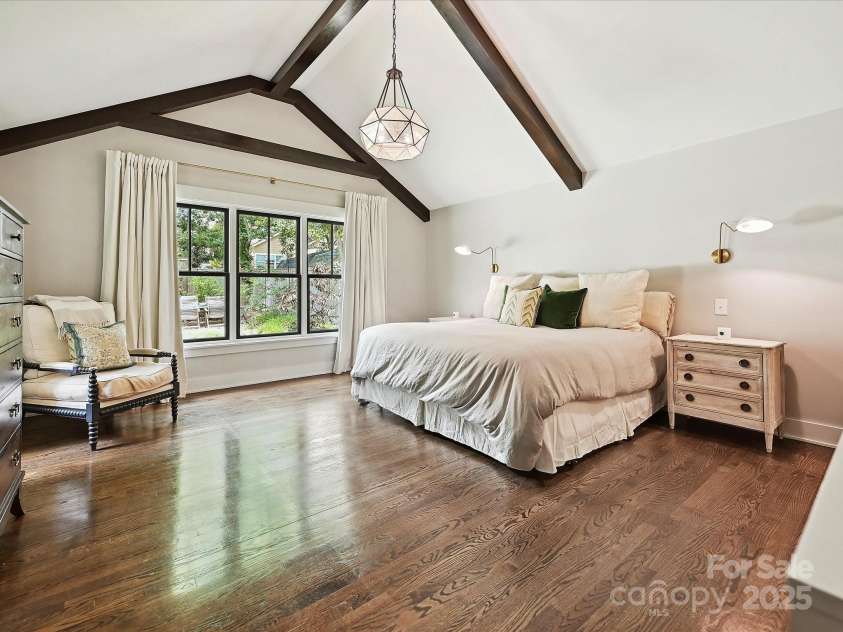 1139 Yale Place, Charlotte, NC 28209.  MLS# CAR4255614, YatesRealty ID 11393. 