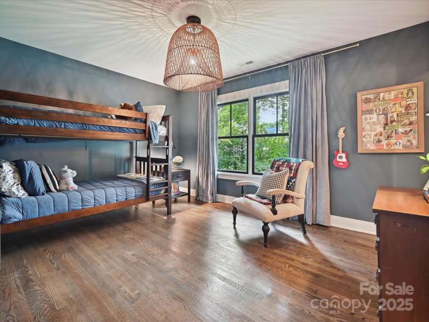 1139 Yale Place, Charlotte, NC 28209.  MLS# CAR4255614, YatesRealty ID 11393. 