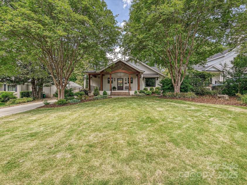 1139 Yale Place, Charlotte, NC 28209.  MLS# CAR4255614, YatesRealty ID 11393. 