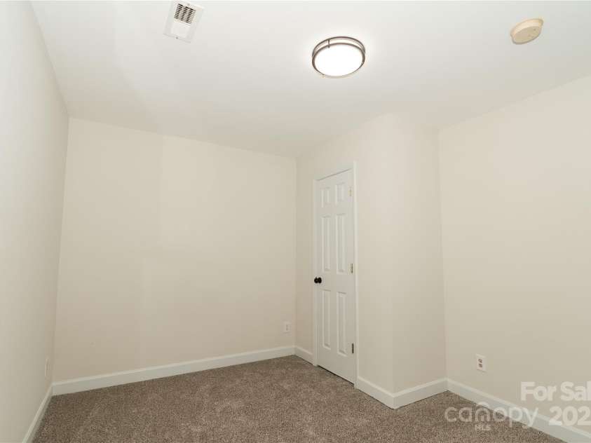 4410 Laurel Twig Court, Charlotte, NC 28215.  MLS# CAR4251605, YatesRealty ID 11395. Bedroom 3 Upper 2