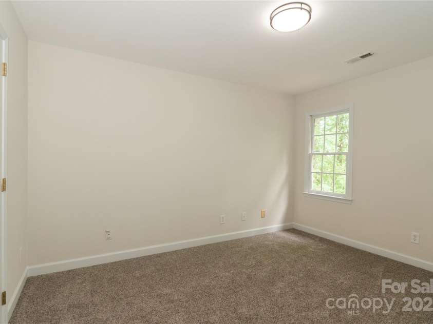 4410 Laurel Twig Court, Charlotte, NC 28215.  MLS# CAR4251605, YatesRealty ID 11395. Bedroom 4 Upper