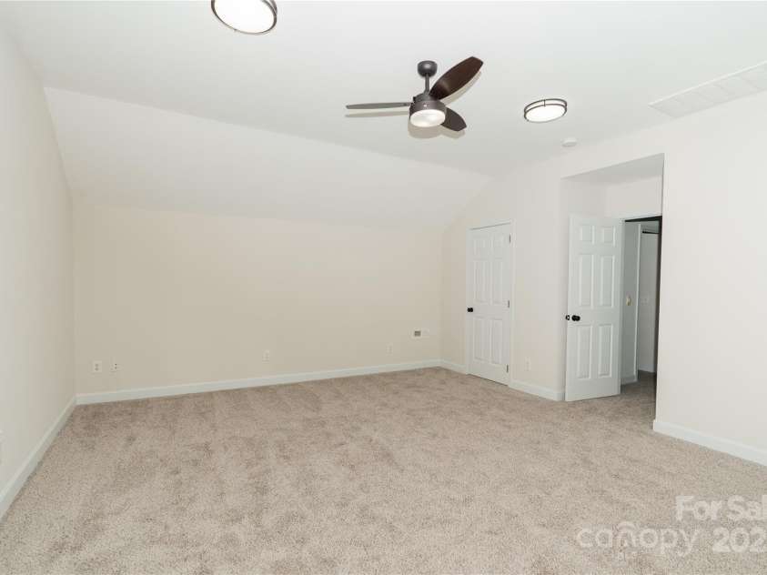 4410 Laurel Twig Court, Charlotte, NC 28215.  MLS# CAR4251605, YatesRealty ID 11395. Bonus room 2