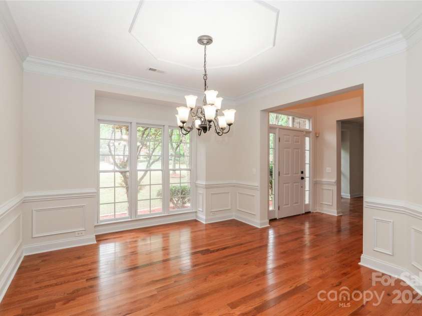 4410 Laurel Twig Court, Charlotte, NC 28215.  MLS# CAR4251605, YatesRealty ID 11395. Dining room 3