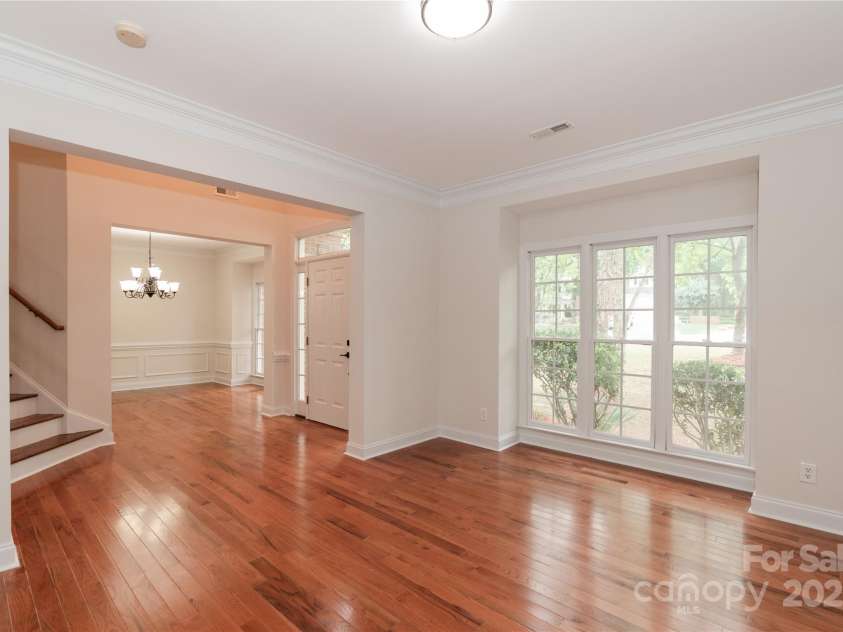 4410 Laurel Twig Court, Charlotte, NC 28215.  MLS# CAR4251605, YatesRealty ID 11395. Study 2
