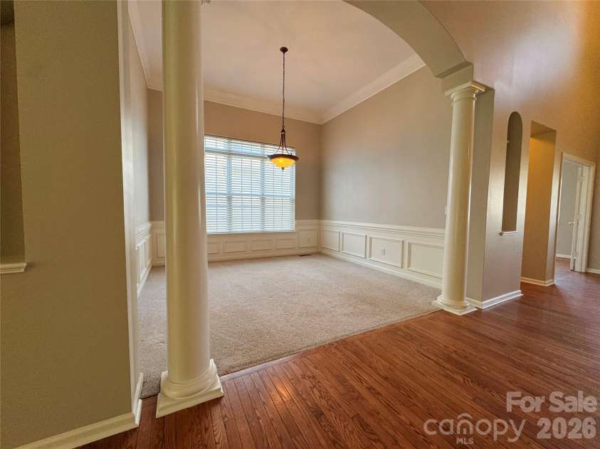 4102 Barclay Forest Drive, Charlotte, NC 28213.  MLS# CAR4345804, YatesRealty ID 11396. 