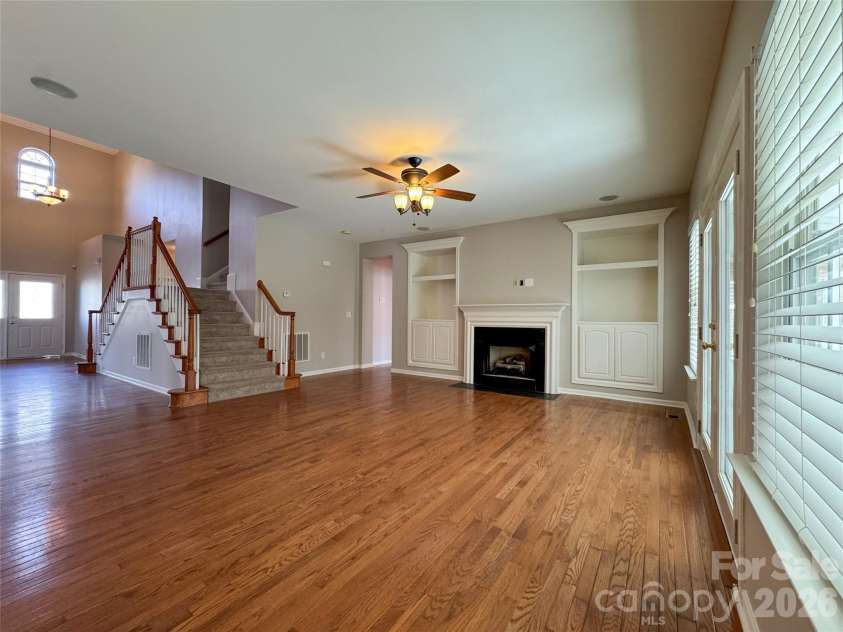 4102 Barclay Forest Drive, Charlotte, NC 28213.  MLS# CAR4345804, YatesRealty ID 11396. 