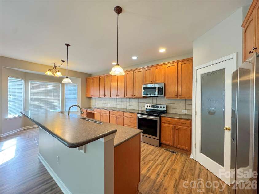 4102 Barclay Forest Drive, Charlotte, NC 28213.  MLS# CAR4345804, YatesRealty ID 11396. 