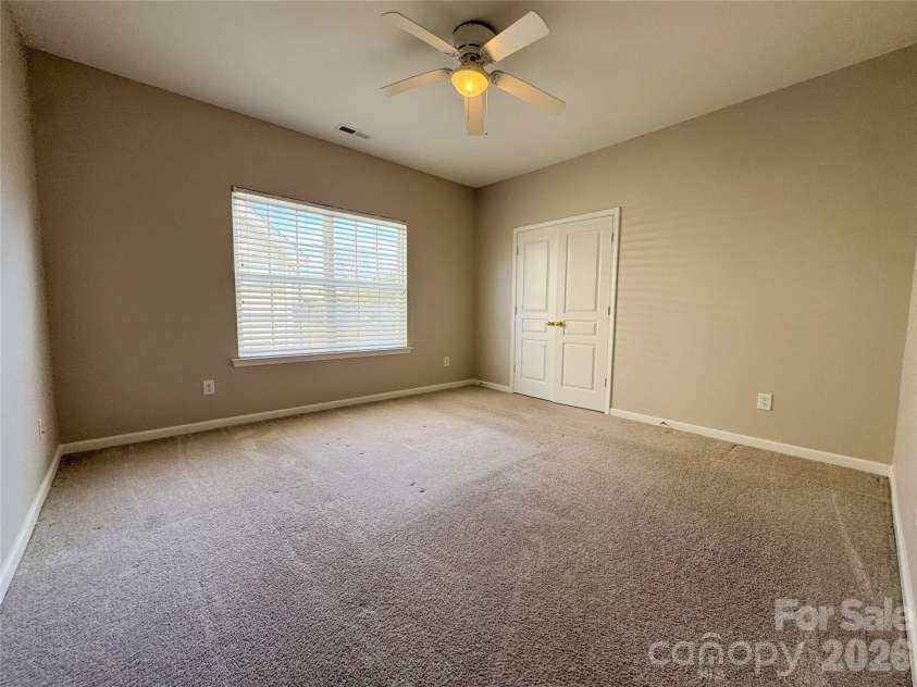 4102 Barclay Forest Drive, Charlotte, NC 28213.  MLS# CAR4345804, YatesRealty ID 11396. 