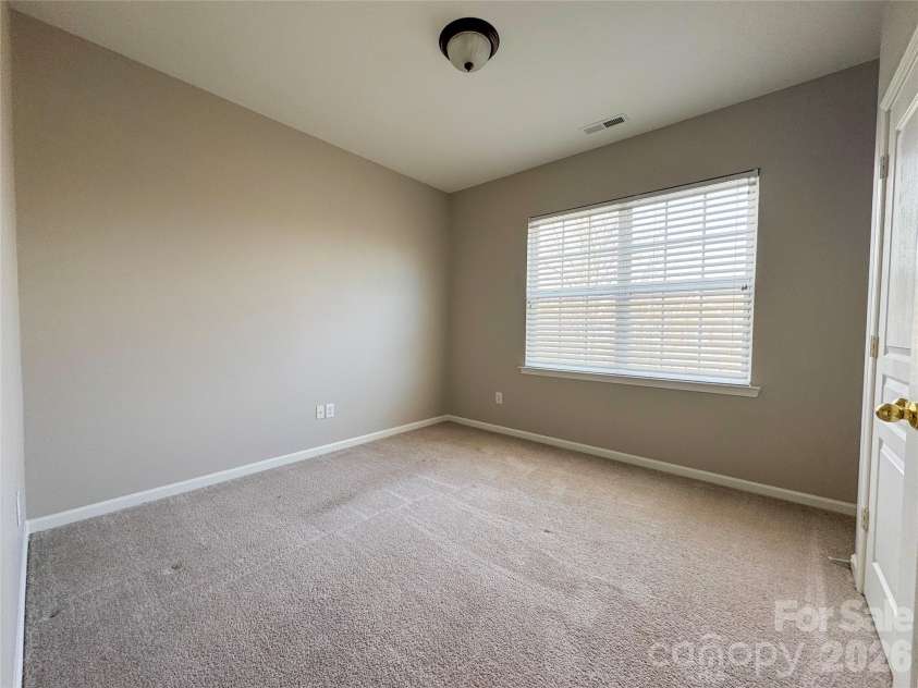 4102 Barclay Forest Drive, Charlotte, NC 28213.  MLS# CAR4345804, YatesRealty ID 11396. 