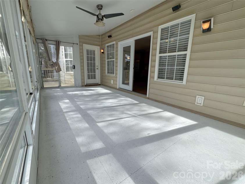 4102 Barclay Forest Drive, Charlotte, NC 28213.  MLS# CAR4345804, YatesRealty ID 11396. 