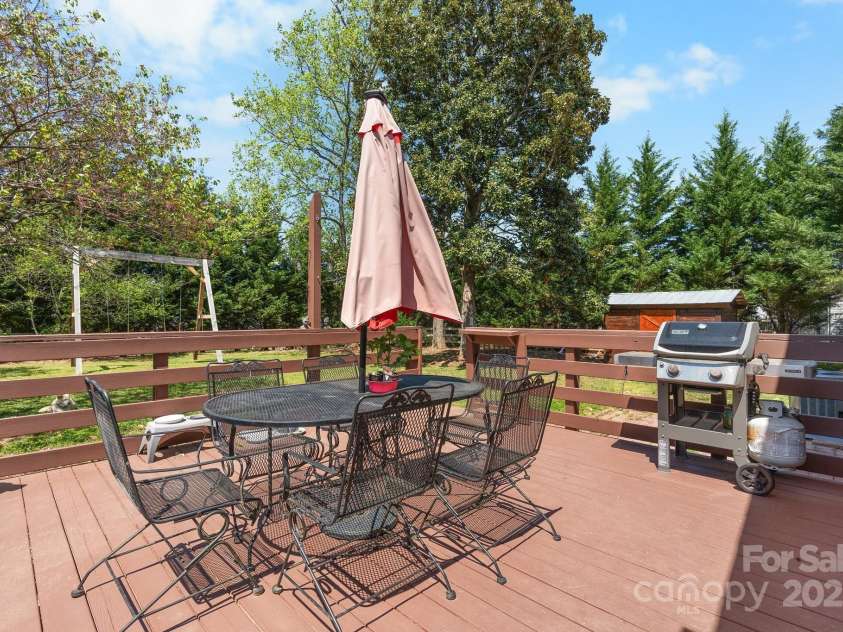 1862 Enon Road, Valdese, NC 28690.  MLS# CAR4245622, YatesRealty ID 11397. 