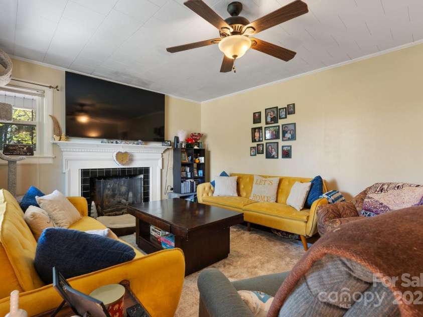 1862 Enon Road, Valdese, NC 28690.  MLS# CAR4245622, YatesRealty ID 11397. 