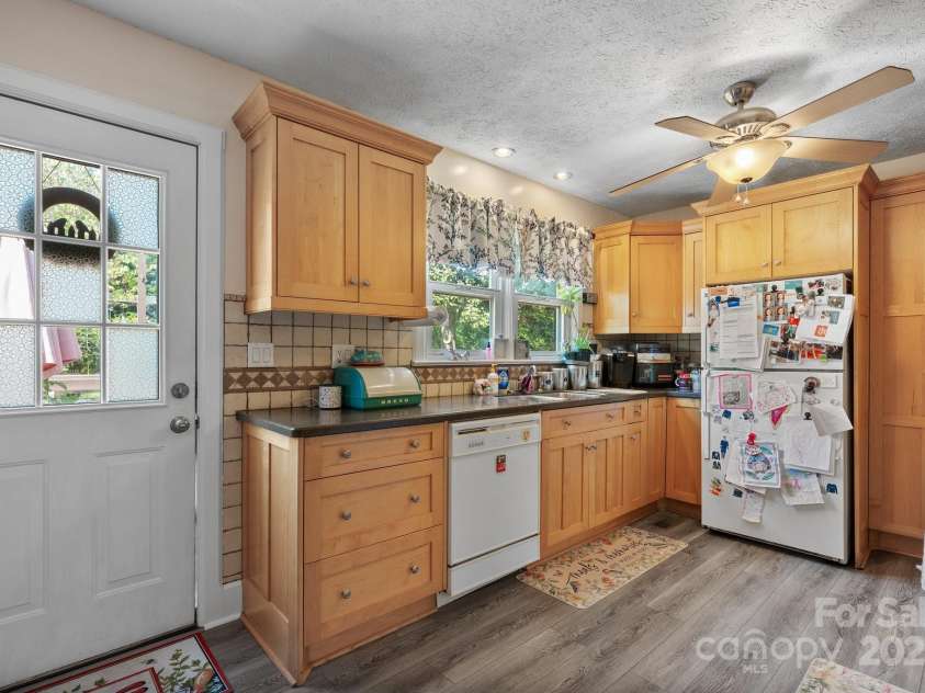 1862 Enon Road, Valdese, NC 28690.  MLS# CAR4245622, YatesRealty ID 11397. 