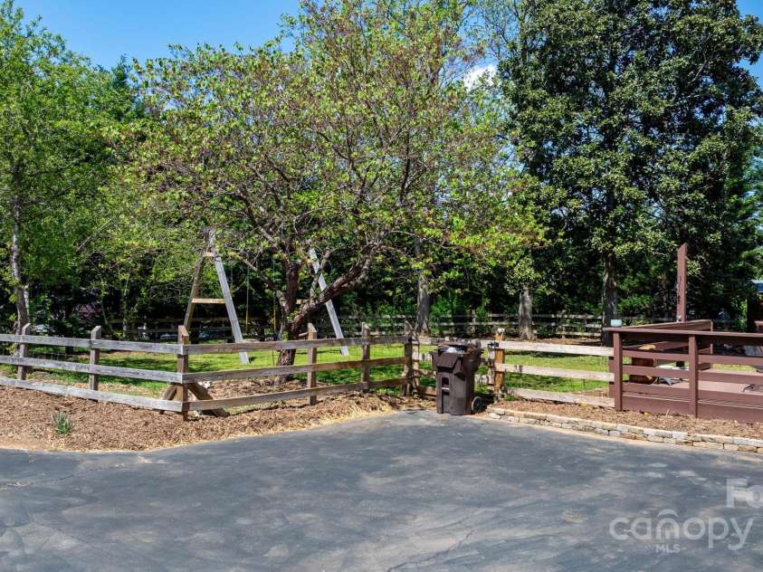 1862 Enon Road, Valdese, NC 28690.  MLS# CAR4245622, YatesRealty ID 11397. 