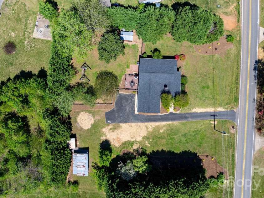 1862 Enon Road, Valdese, NC 28690.  MLS# CAR4245622, YatesRealty ID 11397. 