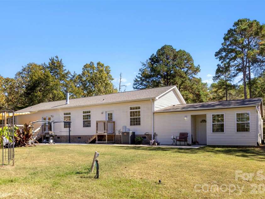2411 Mission Road, York, SC 29745.  MLS# CAR4346869, YatesRealty ID 11398. 