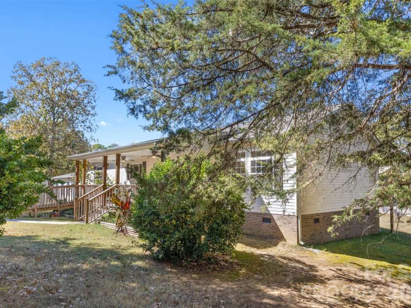 2411 Mission Road, York, SC 29745.  MLS# CAR4346869, YatesRealty ID 11398. 