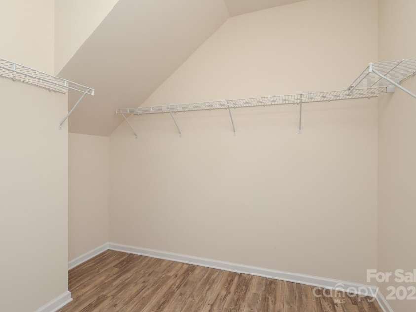 309 Kentmere Lane, Clover, SC 29710.  MLS# CAR4252568, YatesRealty ID 11398. Primary Closet