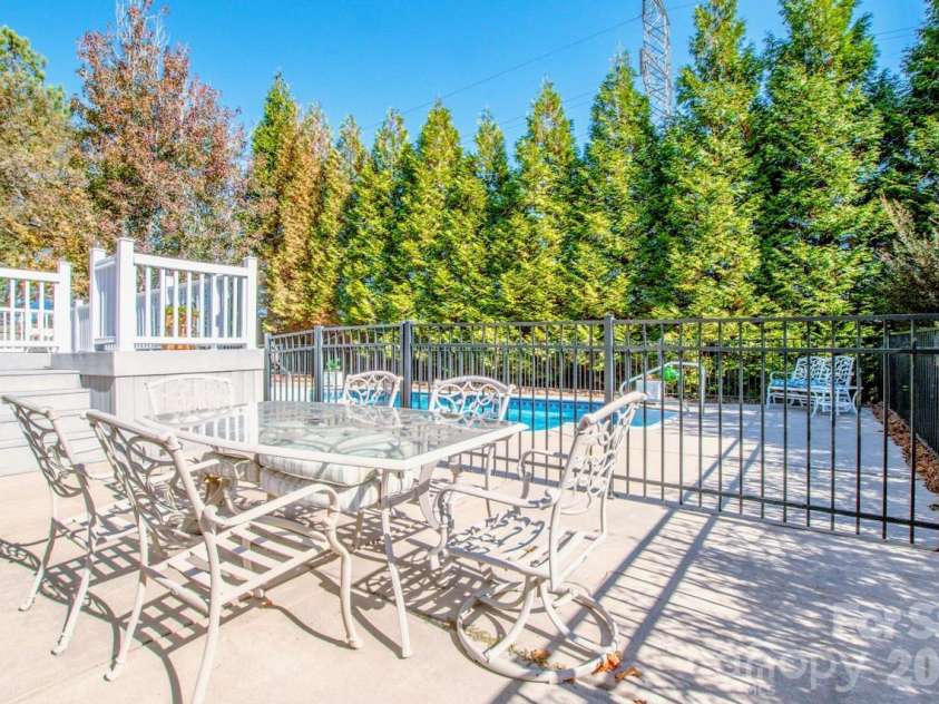 2344 Smith Cove Road, Denver, NC 28037.  MLS# CAR4321510, YatesRealty ID 11399. 