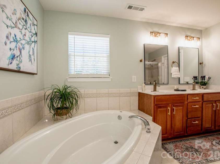 2344 Smith Cove Road, Denver, NC 28037.  MLS# CAR4321510, YatesRealty ID 11399. Primary Bath- Double Vanity